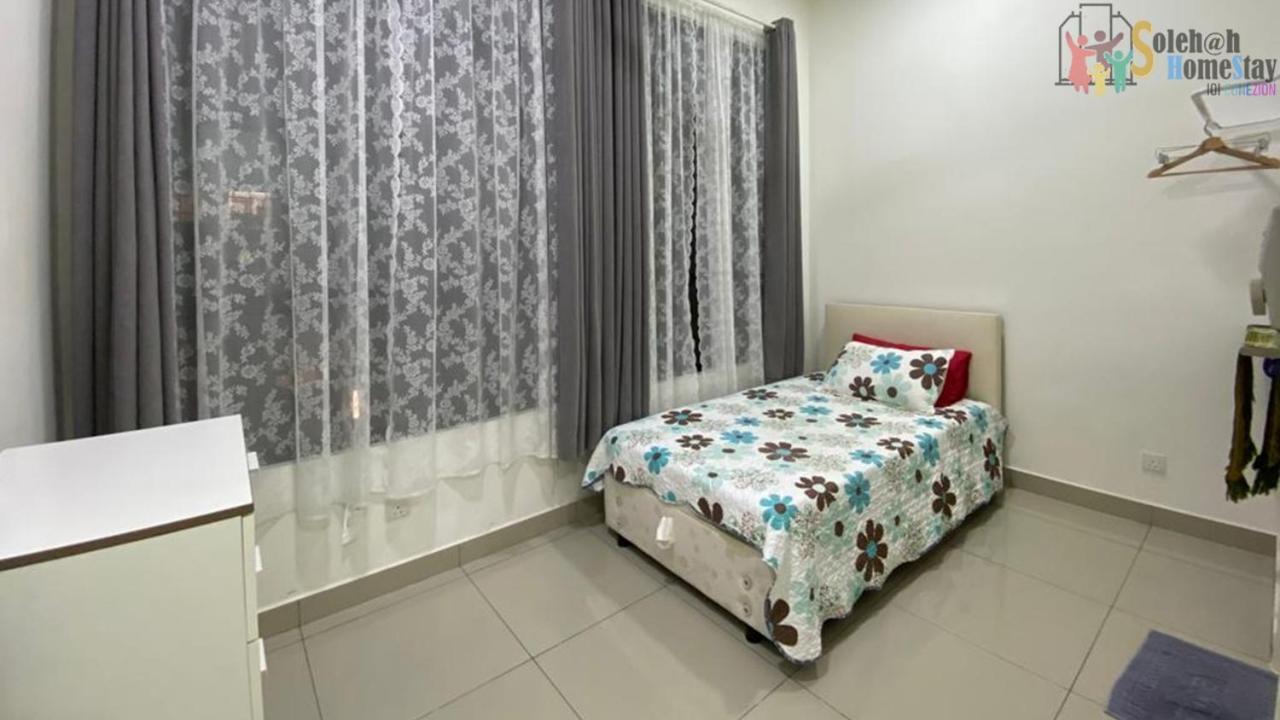 Solehah Homestay At Conezion Ioi Pangsapuri